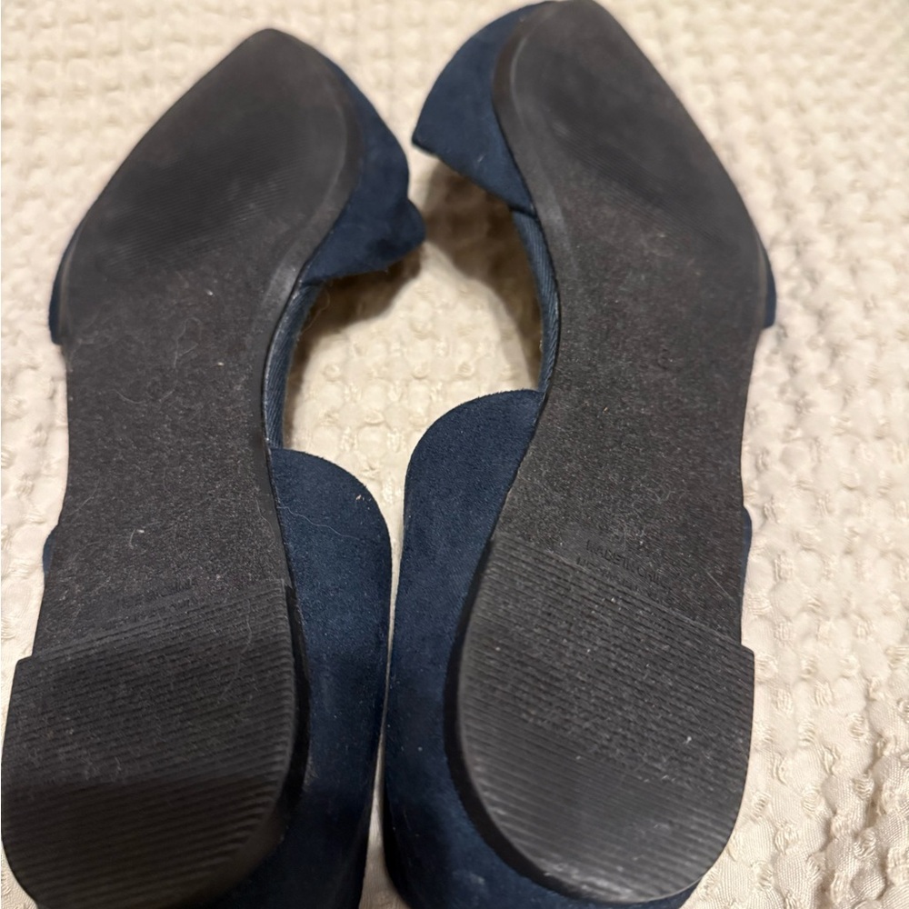 Old Navy Black Flats Versatile Comfort Loafers - Picture 3 of 3